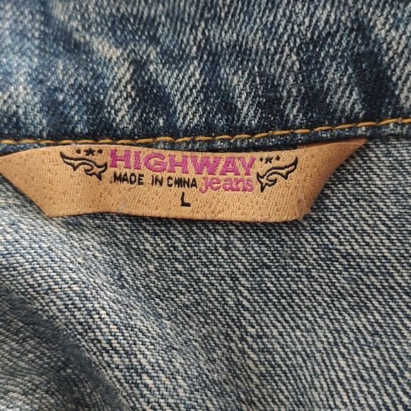 Highway  Jeans  super distressed trashed jean jacket - Picture 7 of 7